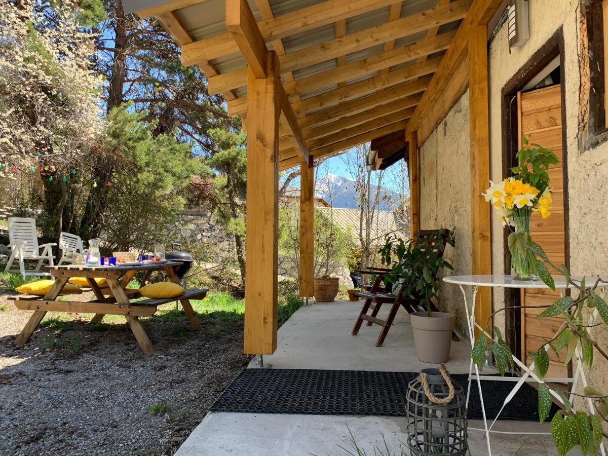 Appartement Duplex Avec Jardin Attenant Briançon Екстериор снимка