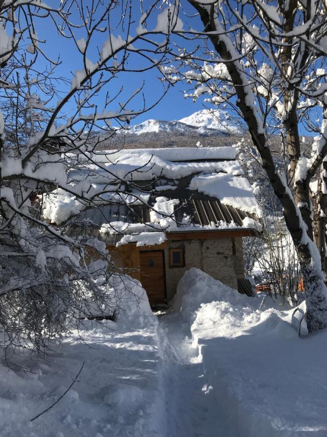 Appartement Duplex Avec Jardin Attenant Briançon Екстериор снимка
